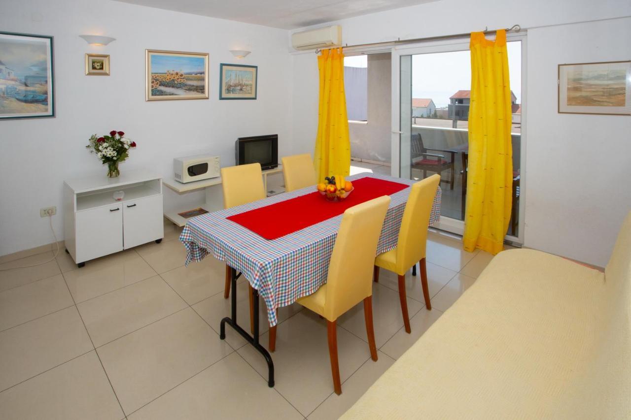 Slobodan Appartamento Makarska