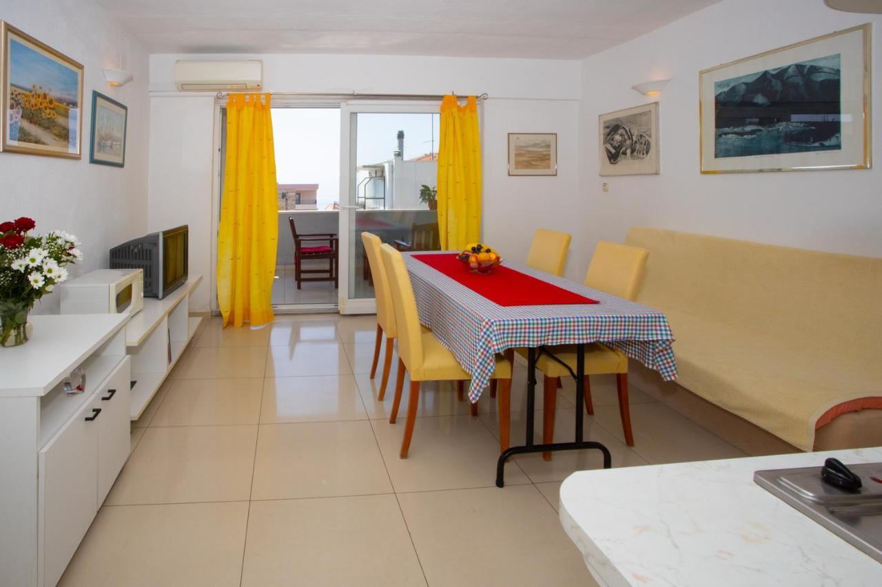 Slobodan Appartamento Makarska