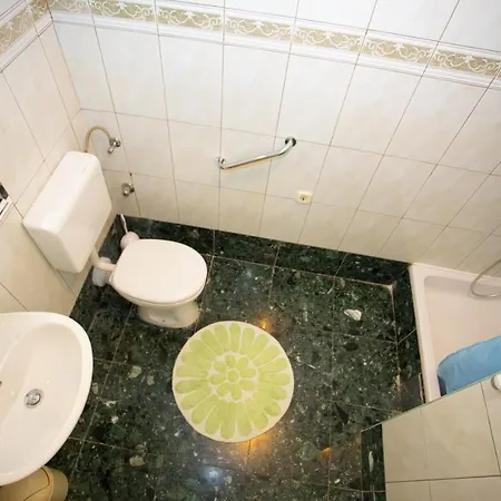 Apartmani Slobodan Makarska Esterno foto