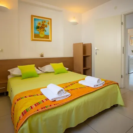 Apartmani Slobodan Makarska Esterno foto