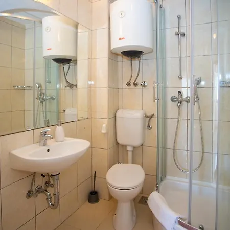 Apartmani Slobodan Makarska Esterno foto
