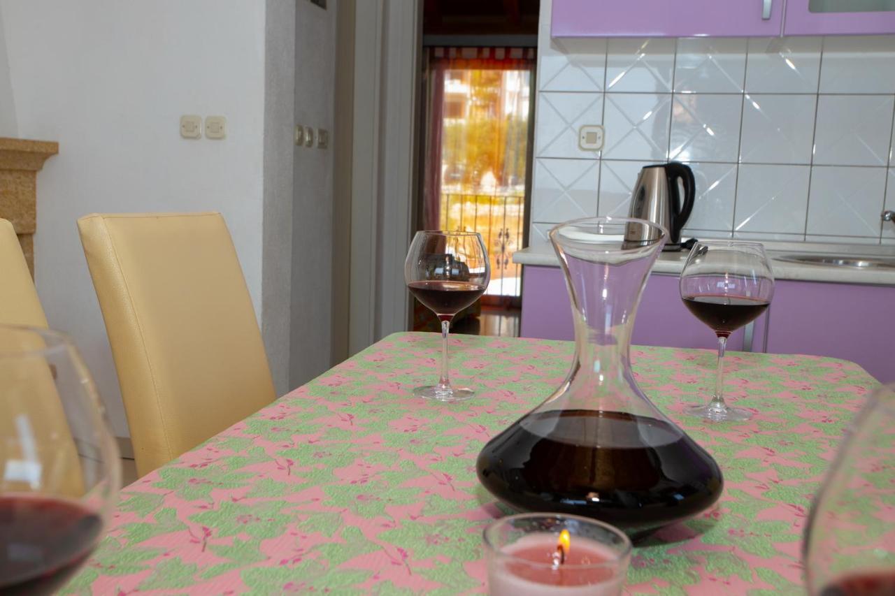 Slobodan Apartment Makarska