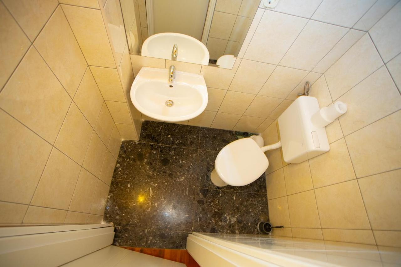 Apartment Slobodan *