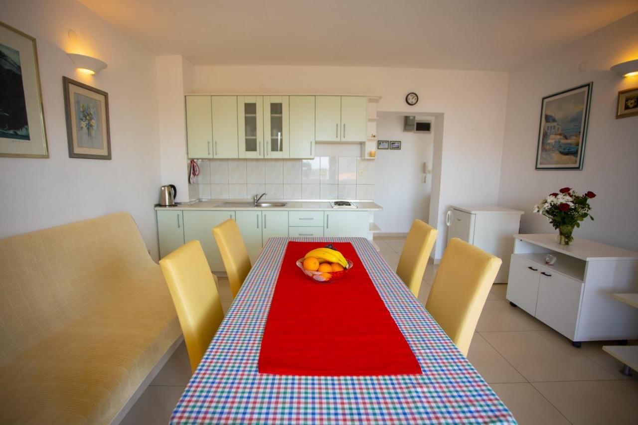 Apartment Slobodan *