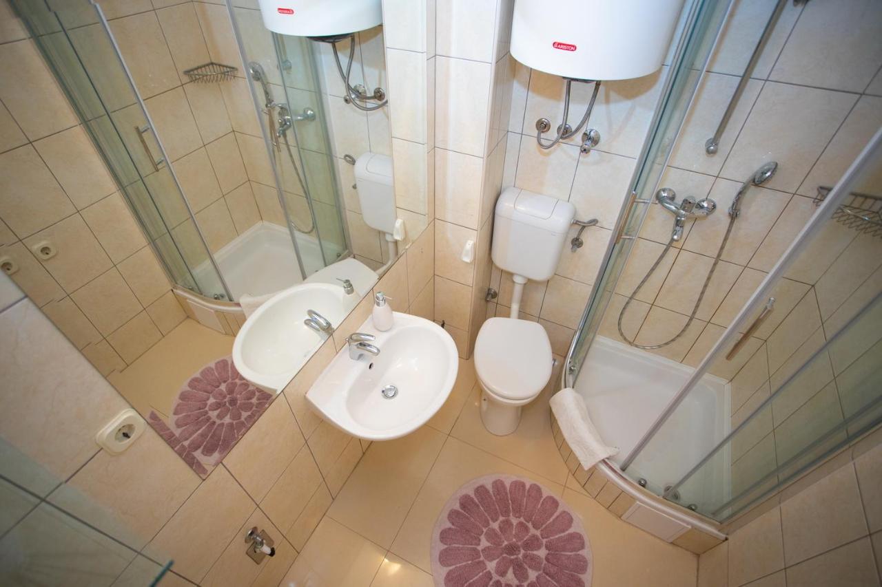Slobodan Apartment